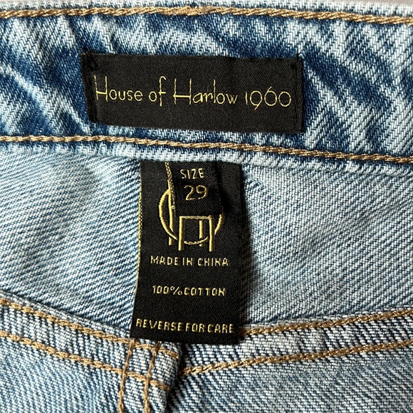 NWT - House of Harlow 1960 High Rise Mom Short - Size 29 - Picture 2 of 5